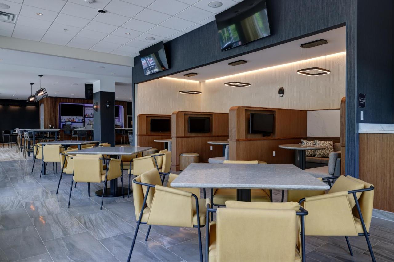 Courtyard By Marriott Iowa City University Heights מראה חיצוני תמונה