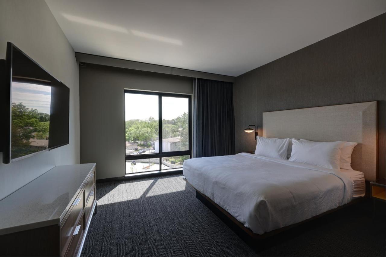 Courtyard By Marriott Iowa City University Heights מראה חיצוני תמונה