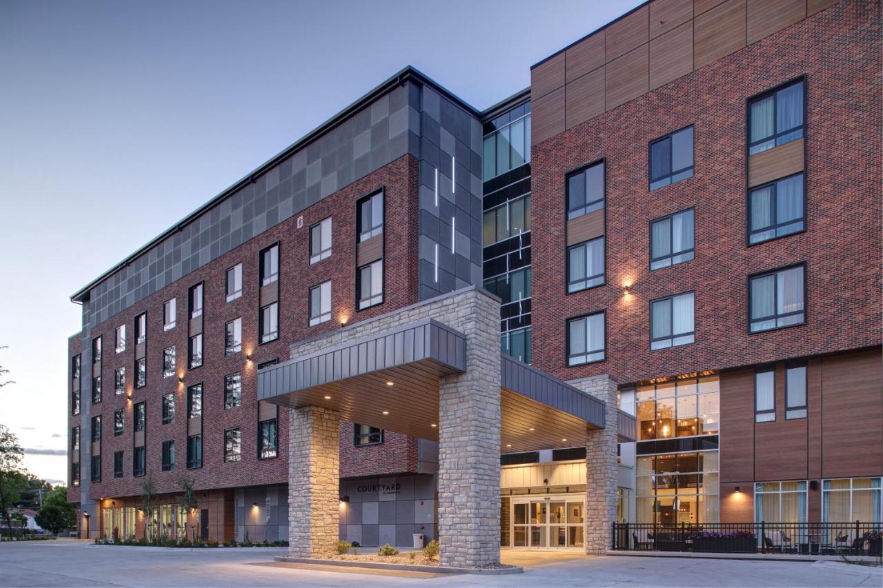 Courtyard By Marriott Iowa City University Heights מראה חיצוני תמונה