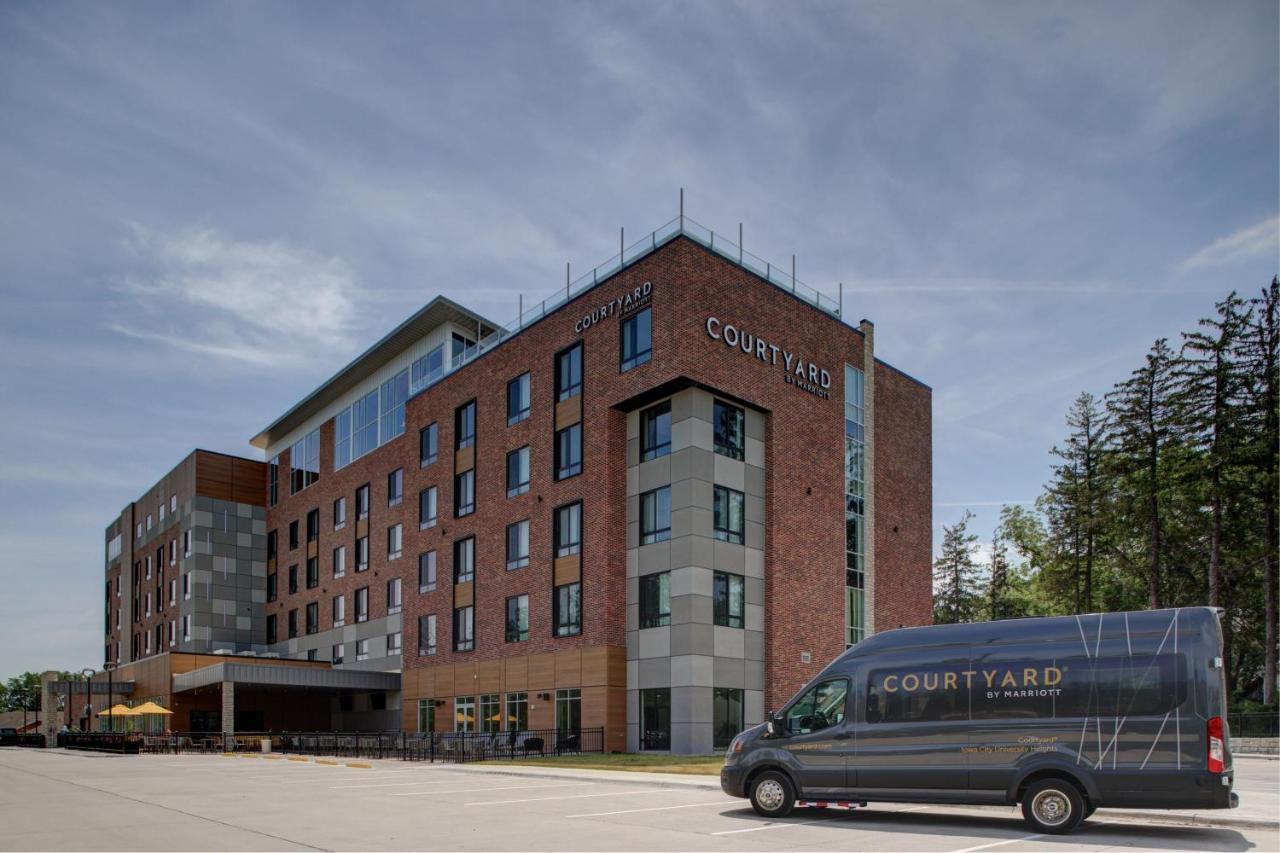 Courtyard By Marriott Iowa City University Heights מראה חיצוני תמונה