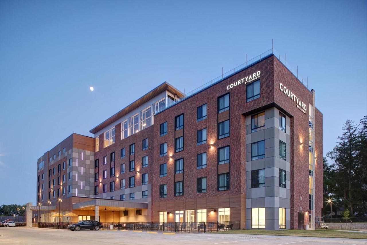 Courtyard By Marriott Iowa City University Heights מראה חיצוני תמונה