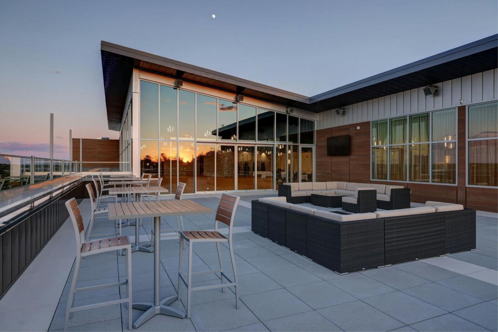Courtyard By Marriott Iowa City University Heights מראה חיצוני תמונה